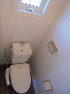 アンズ・アベニューのトイレ