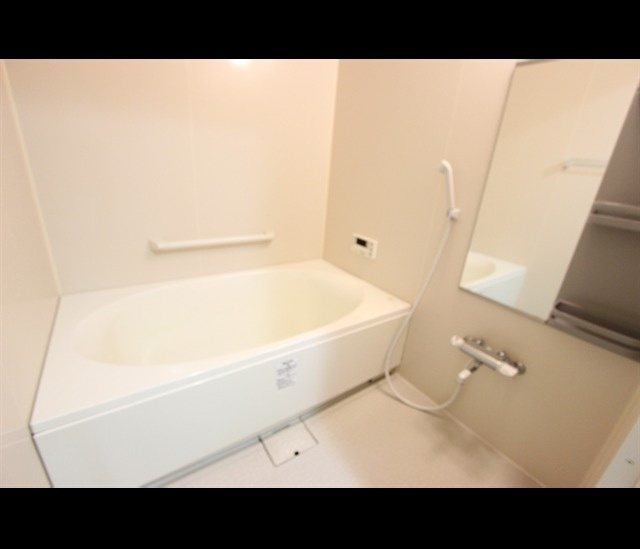 V.Residenceの浴室|写真はイメージです。
色仕様は現状優先となります