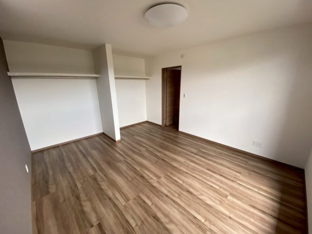 【寝室】