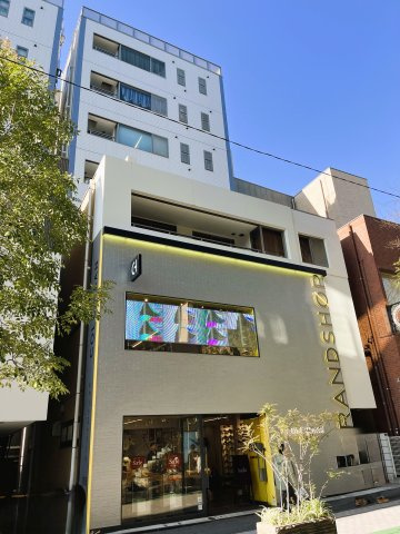310表参道ビルの外観