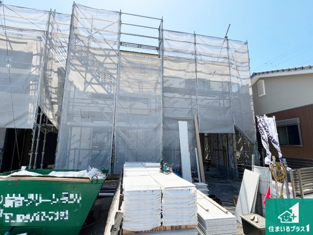 加古川市加古川町河原　第22期　新築一戸建ての外観|周辺は落ち着いた街並みの住宅地！子育てがしやすい住環境です！まだ未完成ですが、現地でしかわからない事もございます。是非一度ご覧ください。