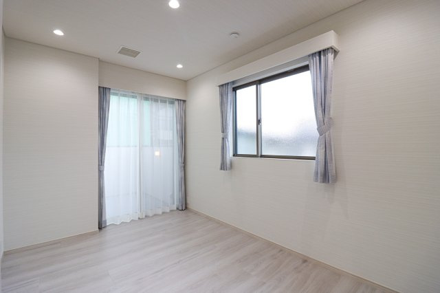 上桂前田町　新築参考Aプランの完成予想図|【施工例】
ベッドや机など無理なく配置できる広さ。また全居室に収納を設け、お部屋がスッキリ片付き居住空間を広く活用できちゃいます！