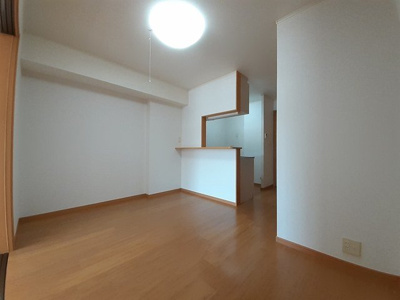 【居間・リビング】 | バ－ミィ・アンジュ