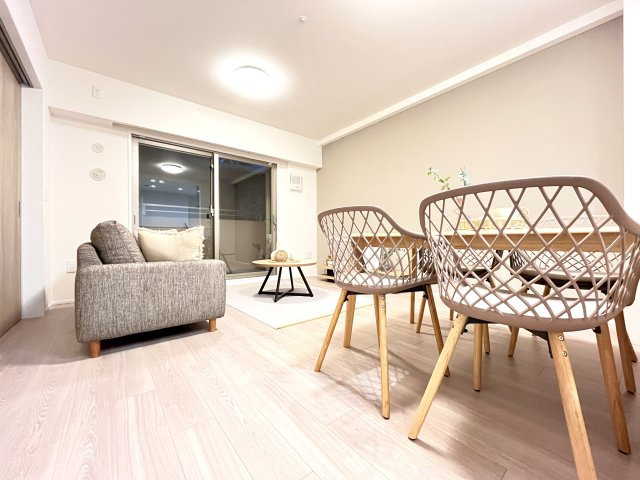 セントパークス平野公園の居間・リビング