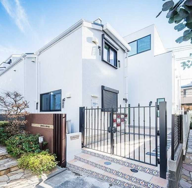 ミハス三軒茶屋Ⅱ　ネット無料　築浅　三軒茶屋エリアのエントランス