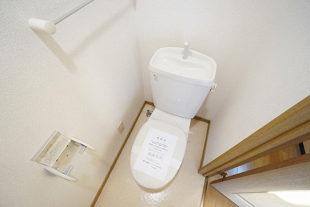 【トイレ】 | 上野マンション | 清潔感のあるトイレです