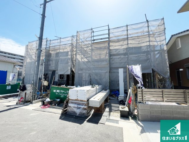 加古川市加古川町河原　第22期　新築一戸建ての前面道路含む現地写真|周辺は落ち着いた街並みの住宅地！子育てがしやすい住環境です！まだ未完成ですが、現地でしかわからない事もございます。是非一度ご覧ください。