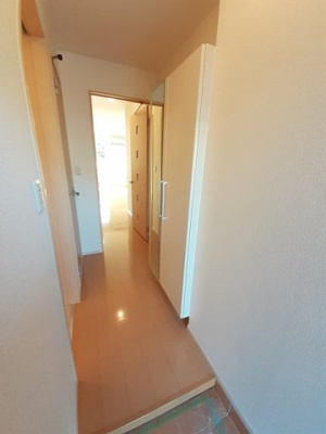 【玄関】 | ウエストハウス