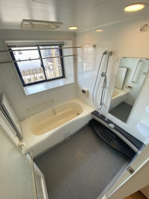 【浴室】 | ライオンズマンション神戸栄町通