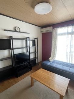 【洋室】 | メゾン岩瀬 | 落ち着いた色調の洋室です