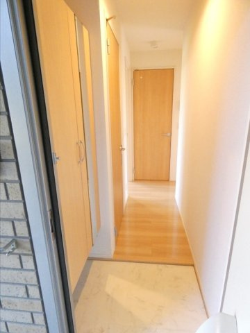 エーススクエア妻崎の玄関