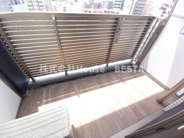プレサンス神戸元町ベルシオンのバルコニー