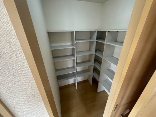 熊本市西区野中３丁目のアパートの収納