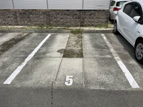 熊本市西区野中３丁目のアパートの駐車場