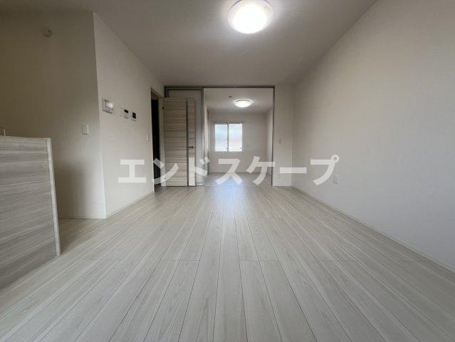 イーステージ大橋町の居間・リビング|高崎、前橋のお部屋探しはエンドスケープまで！お客様の理想お聞かせ下さい♪