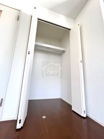 豊島区千早３丁目のアパートの収納