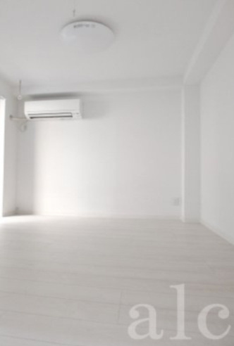 グランドエミネンス氷川台の居間・リビング|同仕様