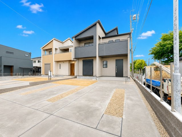 ブルーミングガーデン　一宮市小信中島　全2区画分譲の外観|■全体写真　
■ヤマダ不動産　株式会社リライフ　
