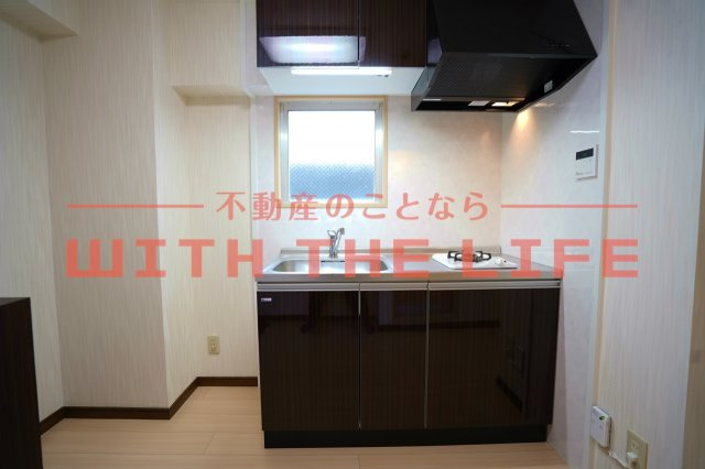 西田産業第6ビル【キャッシュバック対象物件】のキッチン|コンパクトなキッチンで掃除もラクラク