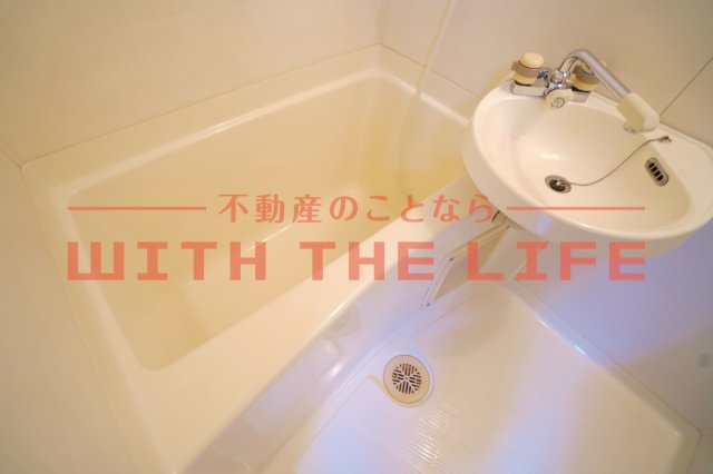西田産業第6ビル【キャッシュバック対象物件】の浴室|お風呂です