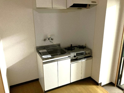 【居間・リビング】 | プラーズ南台 | ゆったりとした居間です