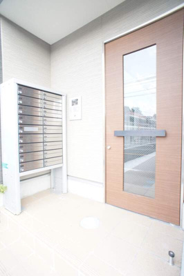 【エントランス】 | リブリ・けやき南台 | ゆとりのあるエントランスです