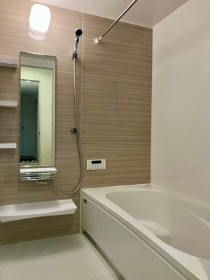 【浴室】 | 南台戸建 | 落ち着いた空間のお風呂です