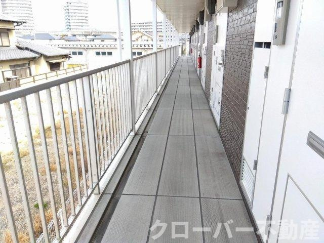 レオパレスボア　ソルテのロビー