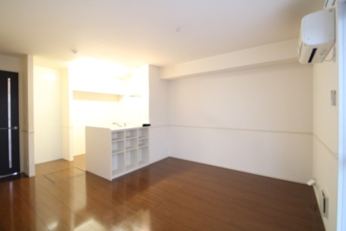 プロシード青葉台　Ａの居間・リビング