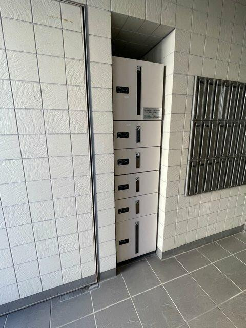 プルミエール三軒茶屋のその他共用部分|宅配ＢＯＸ 