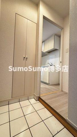 プラウド平和の玄関