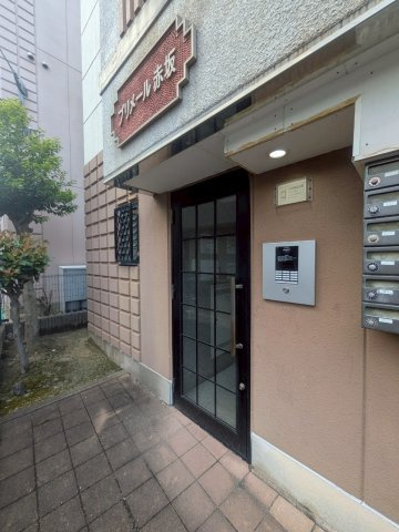 プリメール赤坂のエントランス