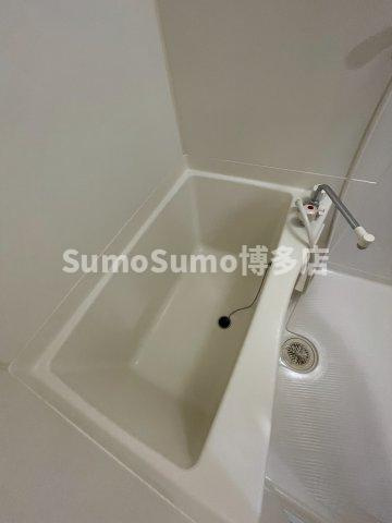 プレ・ファミーユ高宮の浴室