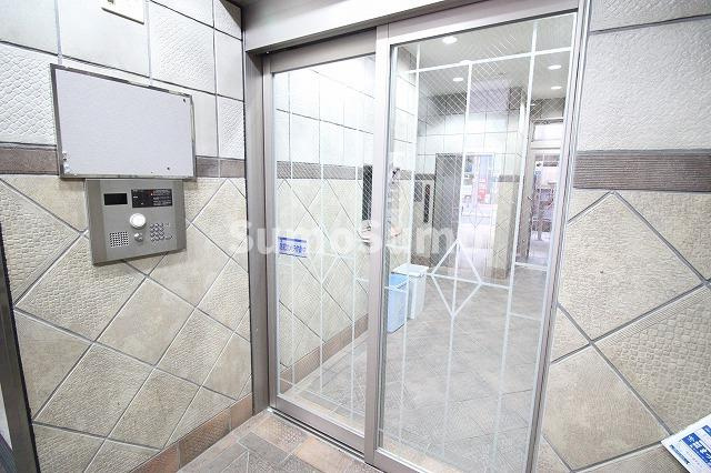 プレジデント姪浜駅前のエントランス