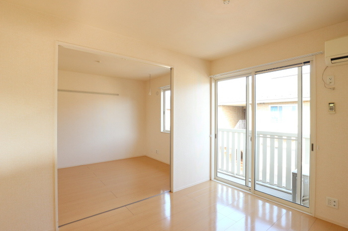 トレグラース　Ａ棟の居間・リビング