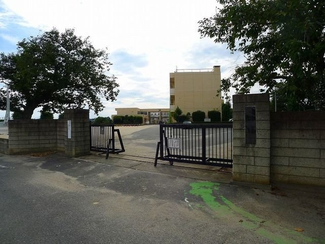 アルバマーレ　Ａの周辺|伊勢崎市立あずま小学校まで2900m
当社、チルホームのHPもご覧ください(^^)/物件情報多数♪