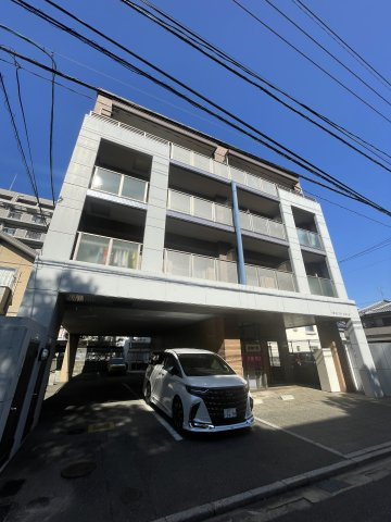 プレジオ荒江の外観
