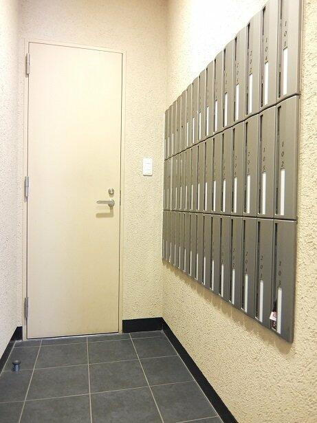 プラウドフラット代々木上原のその他共用部分|1階集合ポスト 