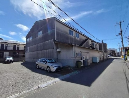 砂道町倉庫