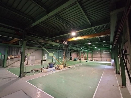 砂道町倉庫の内装