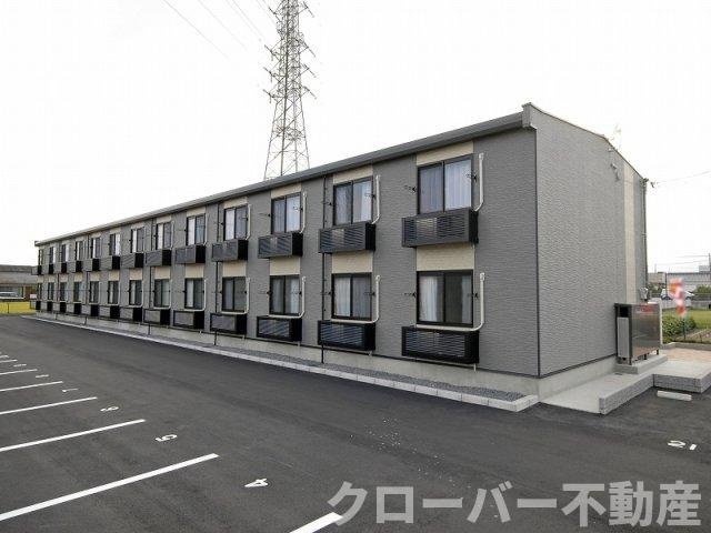 レオパレスソレアード国分寺の外観