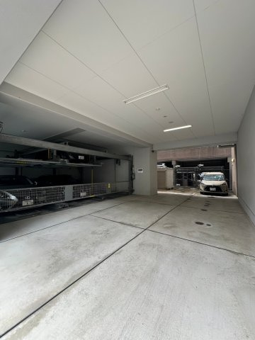 ポルト デュ ボヌールの駐車場