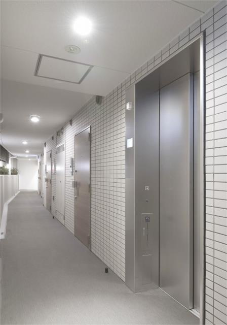 プレミアムキューブ下北沢のロビー| 