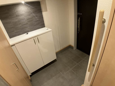 【玄関】 | アンビエラ杉木