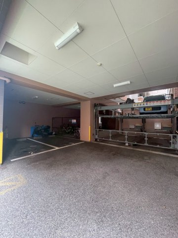 ベレーザ平尾の駐車場