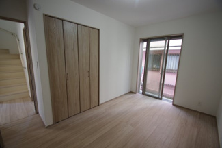 【収納】 | 【仲介手数料無料！！】府中市小柳町5丁目　新築戸建て（全1棟）1号棟　4990万円 | サービスルーム（納戸）6.21帖