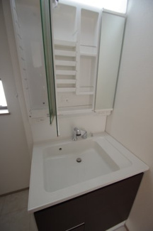 【洗面所】 | 【仲介手数料無料！！】府中市小柳町5丁目　新築戸建て（全1棟）1号棟　4990万円