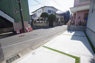 【前面道路含む現地写真】 | 【仲介手数料無料！！】府中市小柳町5丁目　新築戸建て（全1棟）1号棟　4990万円
