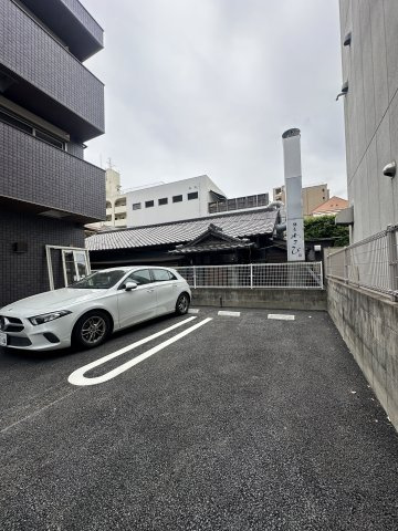 ヘキラン天神スクエアの駐車場