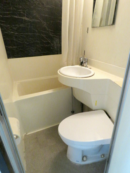 【浴室】 | 皐月マンション第二大分大手町 | ３点ユニットです！ 